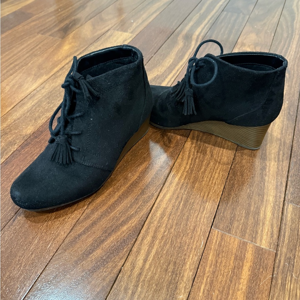 Dr Scholls Black Tie Suede Ankle Boots